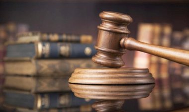 NA panel comes down hard on law ministry