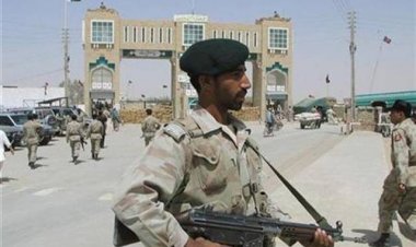 Chaman border opens for a few hours